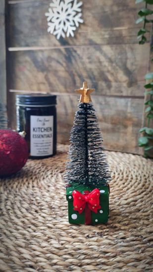 تصویر از کاج پایه رزین