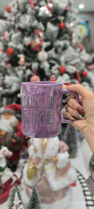 تصویر از ماگ دفرمه اروپایی برند Rae Dunn